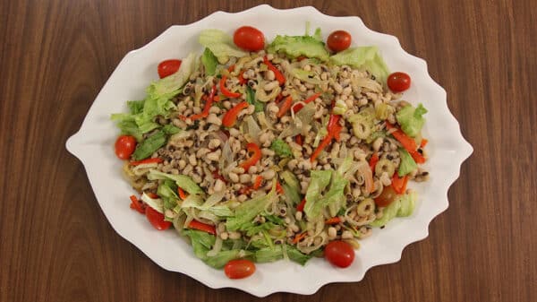 Salada de Feijão Fradinho com Alho-Poró