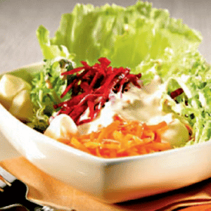 Ingredientes de Salada de Alface, Beterraba, Cenoura e Erva-doce com Molho de Creme de Leite Light e Ervas