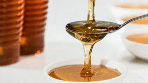 Por que o mel cristaliza? Como descristalizar o mel?