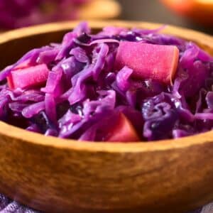 Ingredientes da Receita de Repolho roxo refogado agridoce